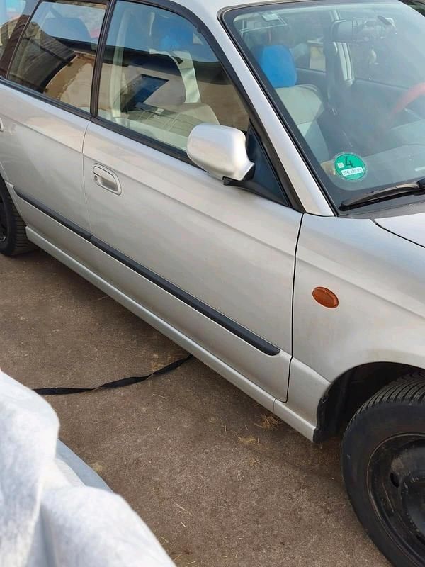 Gebraucht Subaru Legacy 125 PS (91 kW) 2001 Silber Kombi