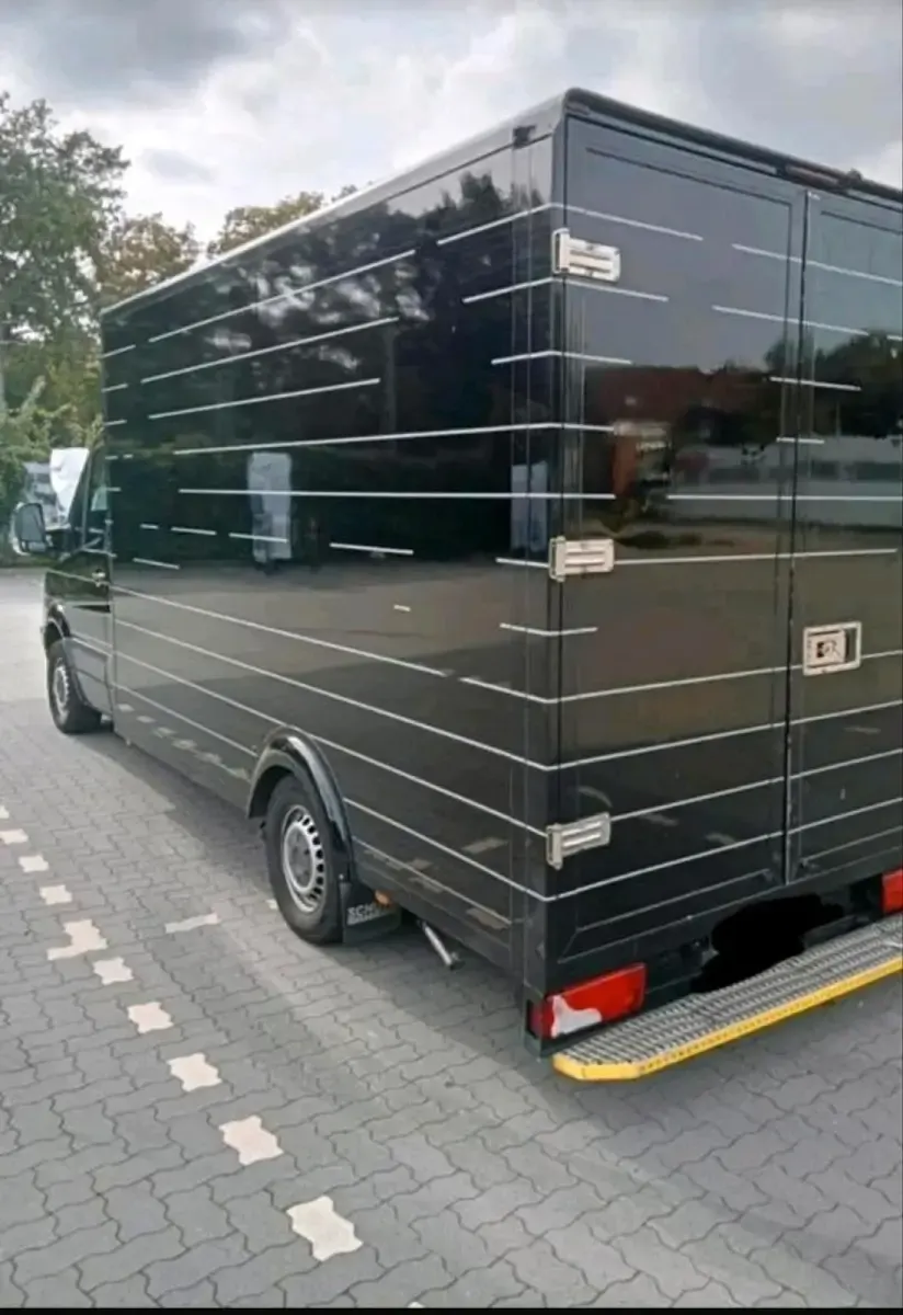 Używany Mercedes Sprinter 163 KM (119 kW) 2012 Czarny