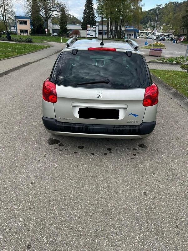 Gebraucht Peugeot 207 95 PS (69 kW) 2009 Grau Kombi