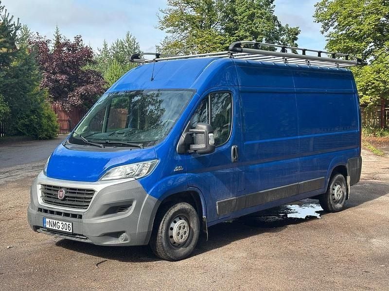 Blau Gebraucht 2016 Fiat Ducato Van | 9.500 € - Bild 1/4