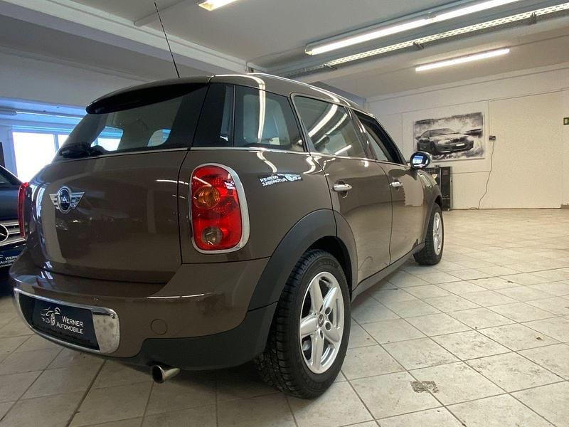 Second-hand Mini ONE 98 CP (72 kW) 2011 Maro Hatchback