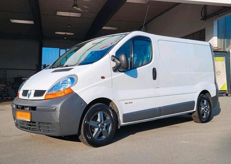 Second-hand Renault Trafic 101 CP (74 kW) 2007 Monovolum