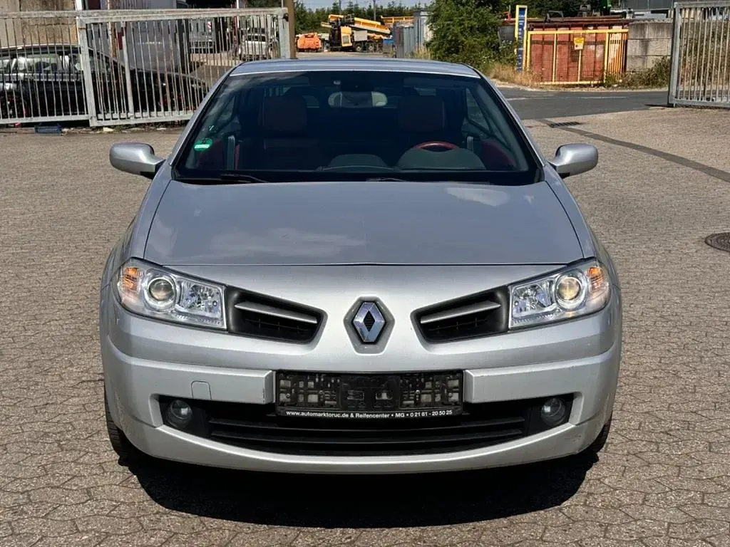 Gebraucht Renault Mégane Cabriolet 135 PS (99 kW) 2009 Grau Cabrio