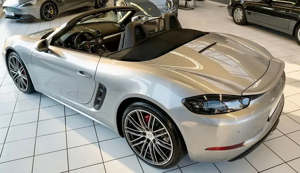 Gebraucht Porsche Boxster 349 PS (256 kW) 2018 Silber Cabrio