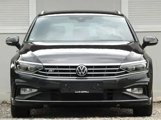 Gebraucht VW Passat R-line 200 PS (147 kW) 2020 Andere Kombi