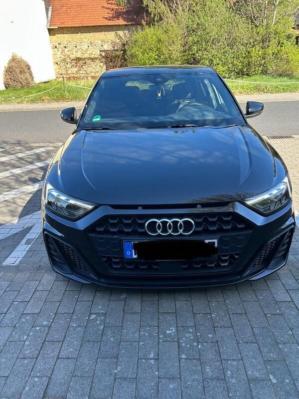 Schwarz Gebraucht 2022 Audi A1 Sportback S-Line Kleinwagen | 23.000 € (Guter Preis) - Bild 1/4