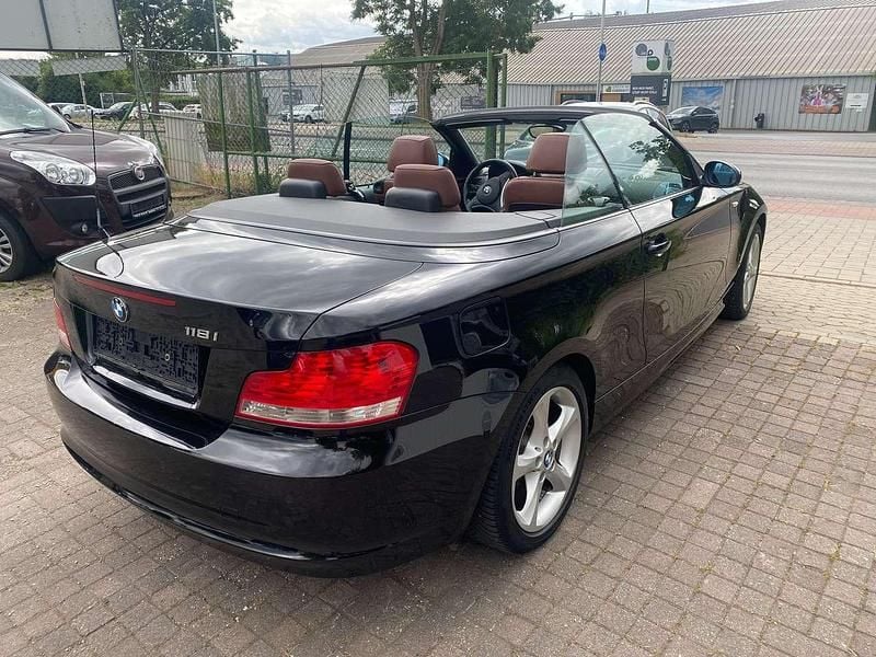 Gebraucht BMW 118 Cabriolet 143 PS (105 kW) 2008 Schwarz ii Cabrio