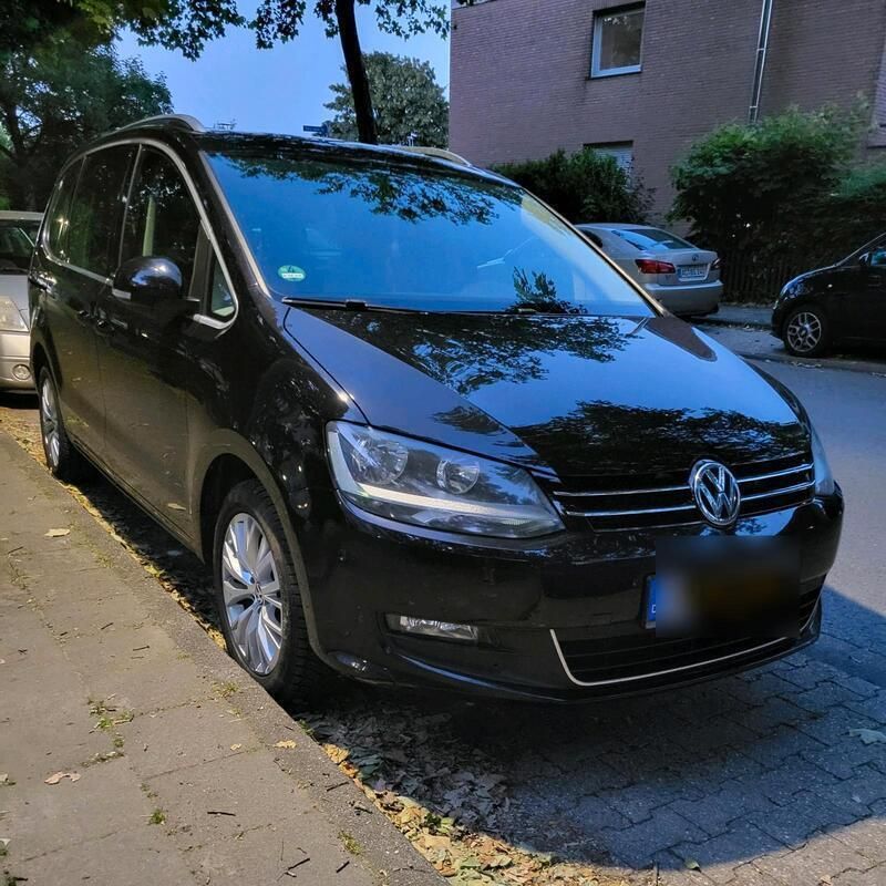 Schwarz Gebraucht 2012 VW Sharan Van / Kleinbus | 13.850 € (Fairer Preis) - Bild 1/4