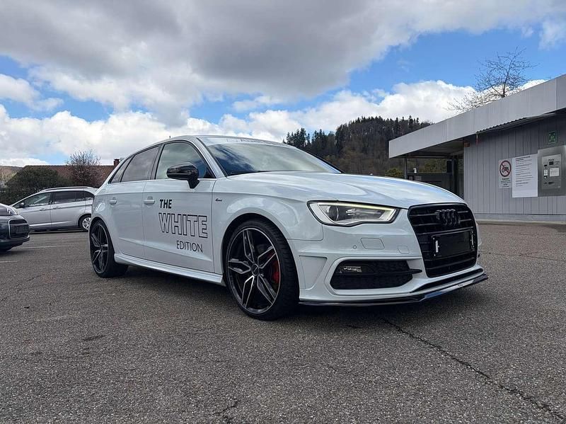 Gebraucht Audi A3 S-Line 179 PS (131 kW) 2013 Gletscherweiß metallic Kleinwagen