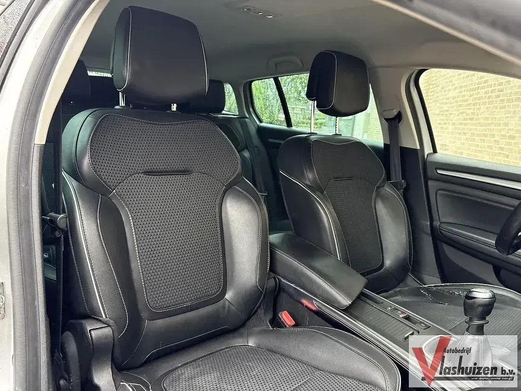 Gebraucht Renault Mégane Bose Edition 140 PS (102 kW) 2018 Grau Kombi