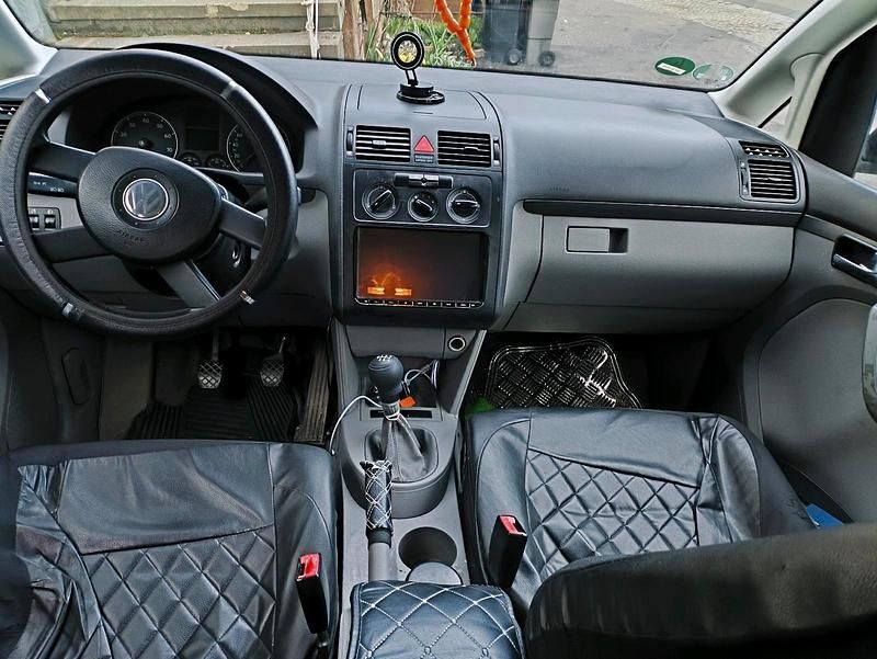 Gebraucht VW Touran 115 PS (84 kW) 2005 Schwarz Van / Kleinbus