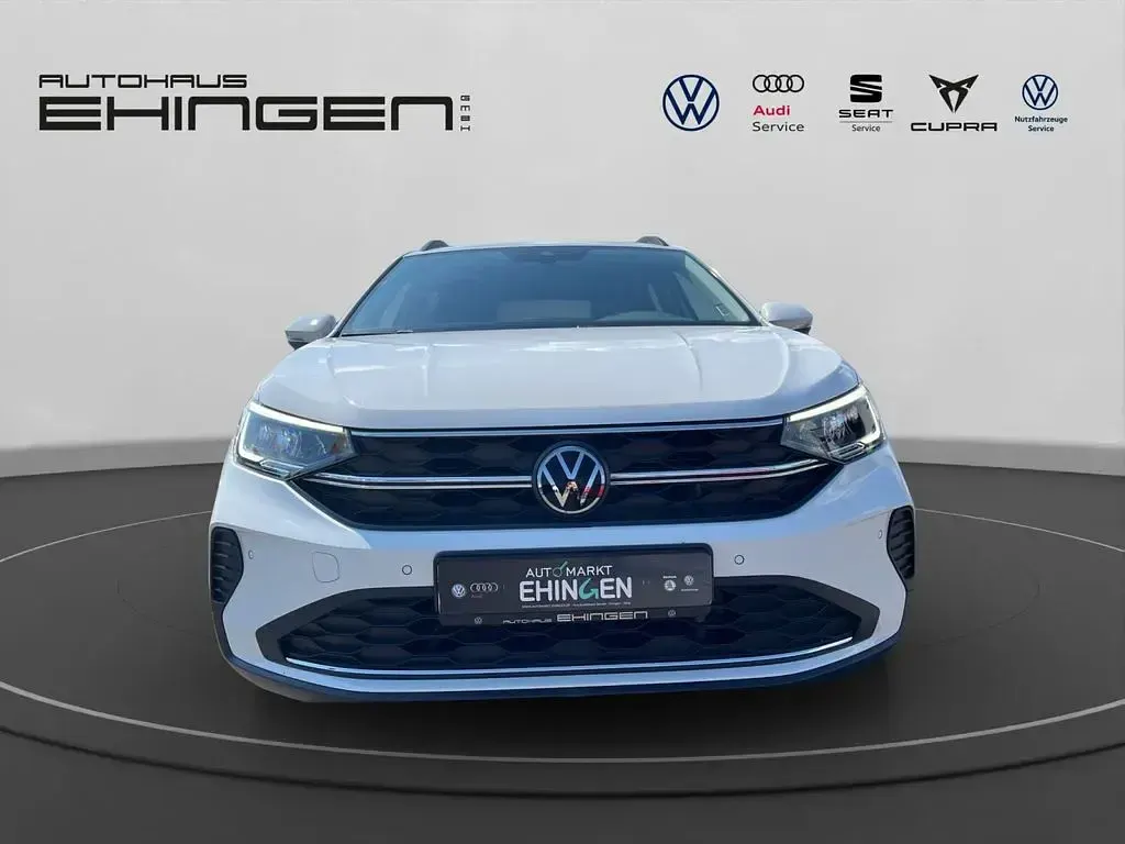 Gebraucht VW Taigo Edition 110 PS (80 kW) 2023 Weiß SUV