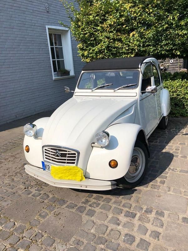 Weiß Gebraucht 1989 Citroën 2CV Kleinwagen | 12.000 € - Bild 1/4