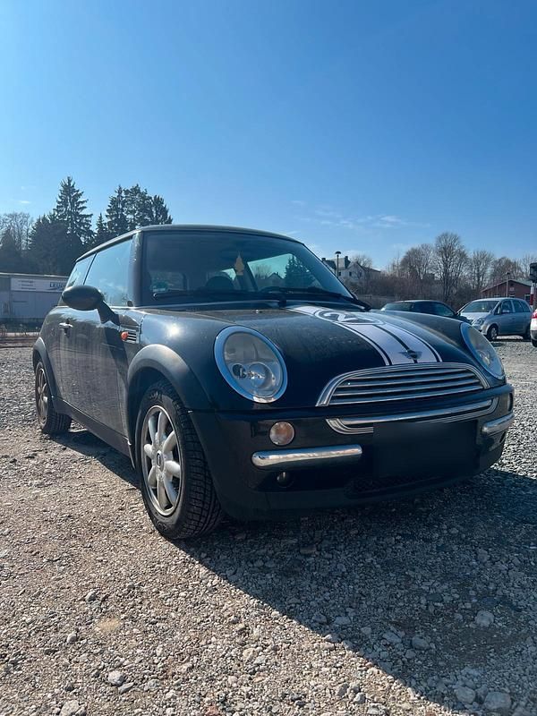 Second-hand Mini Cooper 90 CP (66 kW) 2004 Negru Hatchback