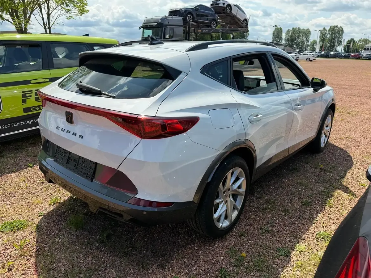 Gebraucht Cupra Formentor 150 PS (110 kW) 2023 Weiß SUV