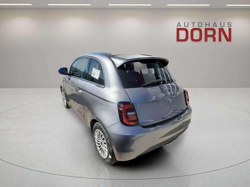 Gebraucht Fiat 500e 86 kW (118 PS) 2023 Mineral grau Kleinwagen