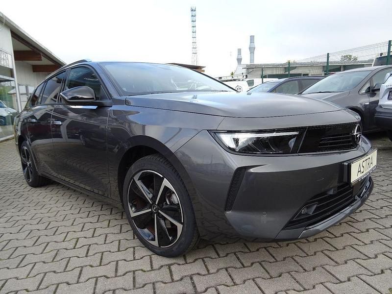 Grau Gebraucht 2023 Opel Astra S Kombi | 20.990 € (Guter Preis) - Bild 1/4