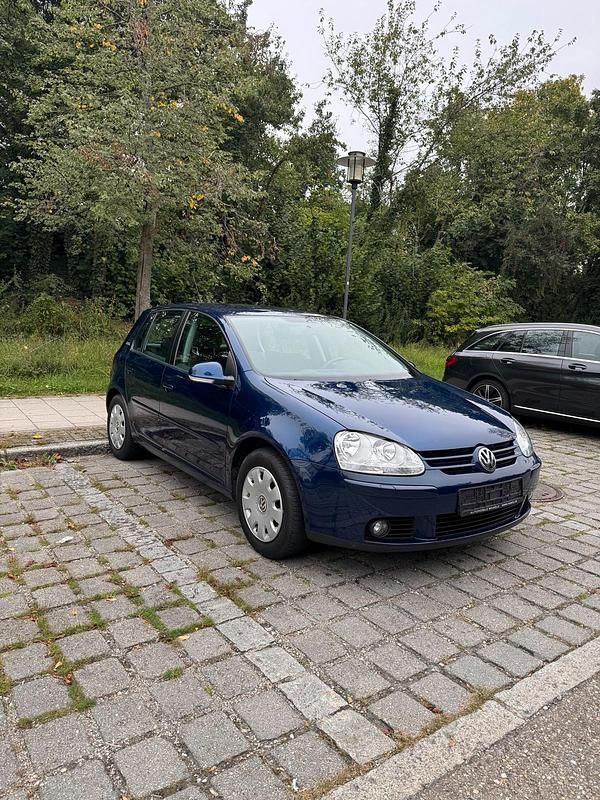 Blau Gebraucht 2006 VW Golf V Limousine | 2.200 € (Superpreis) - Bild 1/4