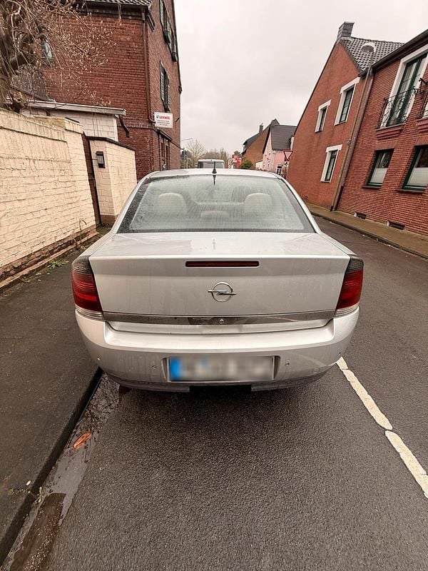 Gebraucht Opel Vectra 147 PS (108 kW) 2003 Silber Limousine