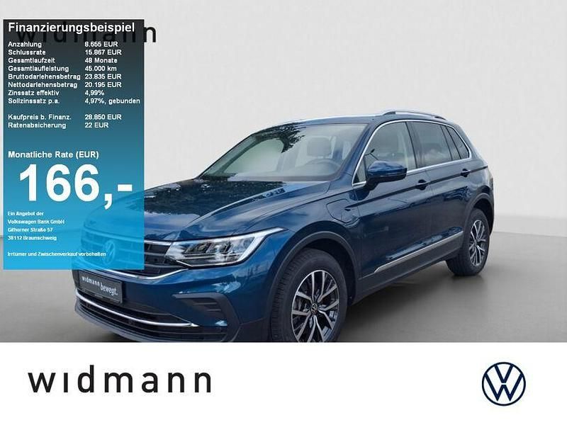 Nightshade blue metallic Gebraucht 2022 VW Tiguan Life SUV | 28.850 € (Fairer Preis) - Bild 1/4