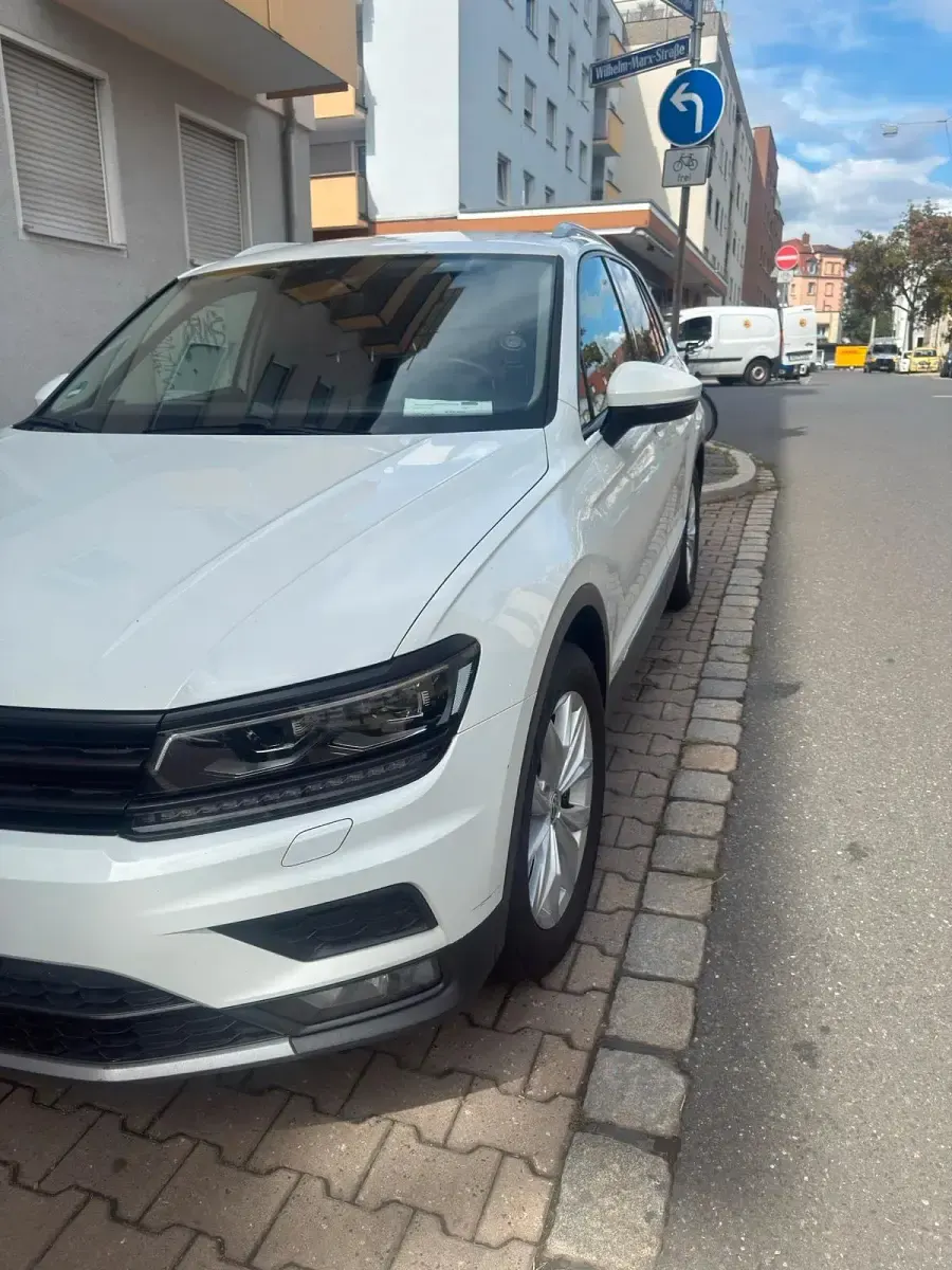 Gebraucht VW Tiguan 150 PS (110 kW) 2018 Weiß SUV