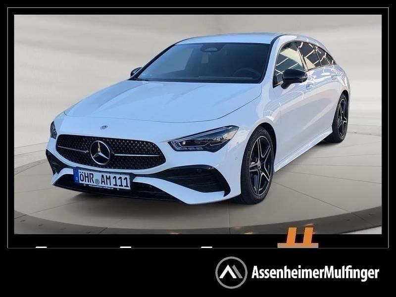 Weiß Gebraucht 2025 Mercedes CLA180 Shooting Brake AMG Kombi | 38.449 € - Bild 1/4