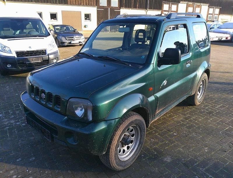 Grün Gebraucht 2003 Suzuki Jimny SUV | 3.999 € (Superpreis) - Bild 1/4