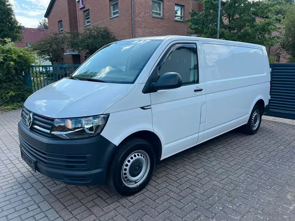 Second-hand VW Transporter 150 CP (110 kW) 2018 Alb Van