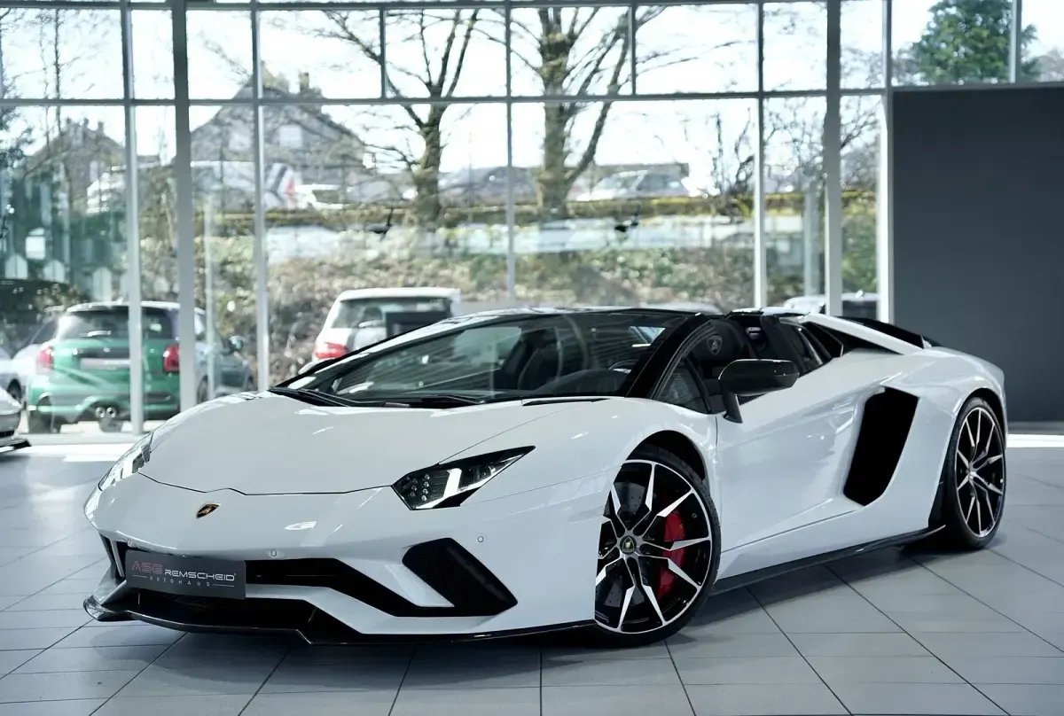 Gebraucht Lamborghini Aventador 742 PS (545 kW) 2019 Weiß Cabrio