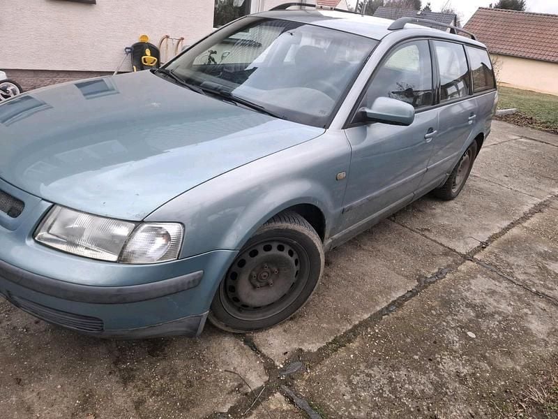 Gebraucht VW Passat 150 PS (110 kW) 1998 Beige Kombi