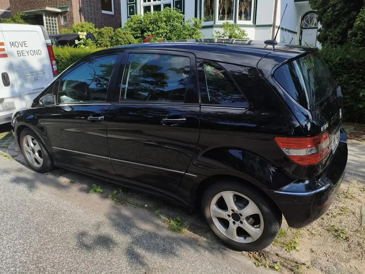 Gebraucht Mercedes B170 Avantgarde 116 PS (85 kW) 2008 Schwarz Van / Kleinbus