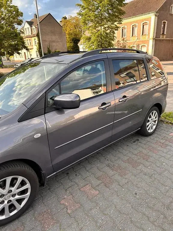 Usata Mazda 5 Active 145 CV (106 kW) 2010 Grigio Monovolume