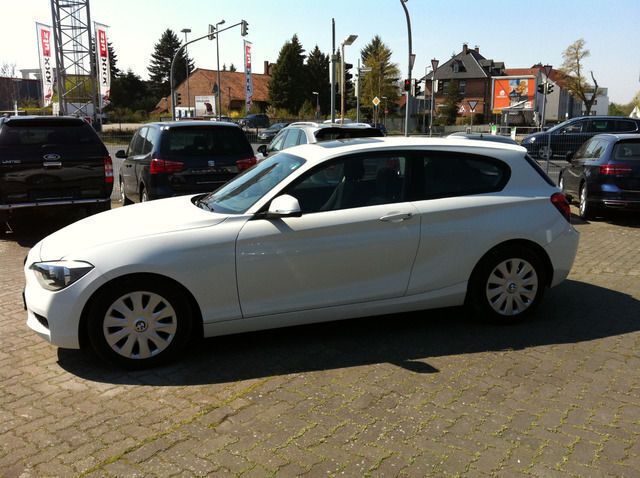 Gebraucht BMW 116 Sport Line 116 PS (85 kW) 2013 Weiß Kleinwagen