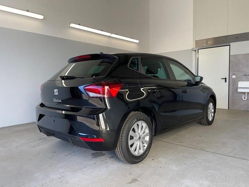 Neu Seat Ibiza Style 80 PS (58 kW) 2025 [0e0e] midnight schwarz metallic Kleinwagen