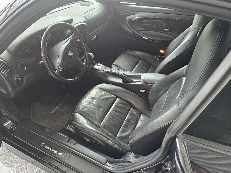 Gebraucht Porsche 911 Carrera 4S 320 PS (235 kW) 2002 Basaltschwarzmetallic Coupé
