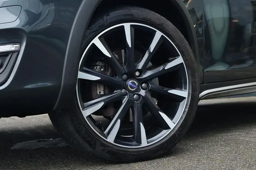 Gebraucht Volvo V60 CC 150 PS (110 kW) 2018 Grau Kombi