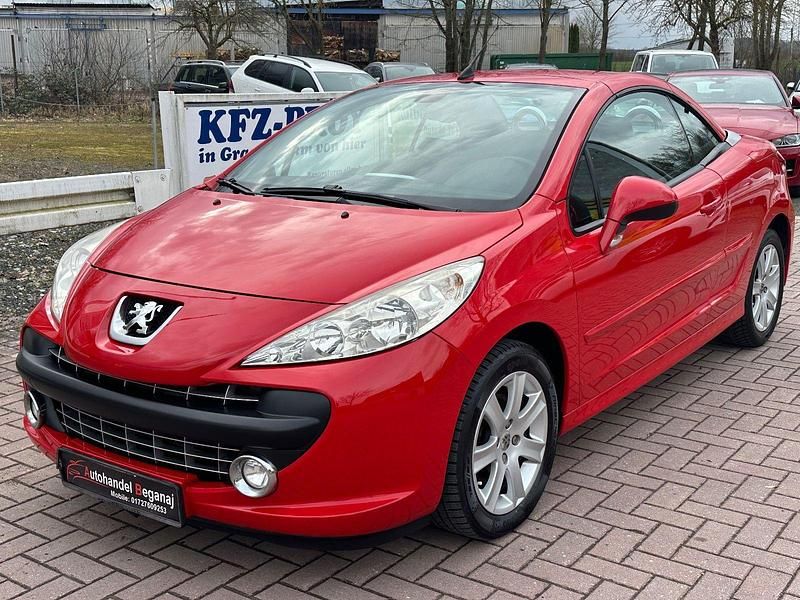 Gebraucht Peugeot 207 CC 120 PS (88 kW) 2009 Rot Cabrio