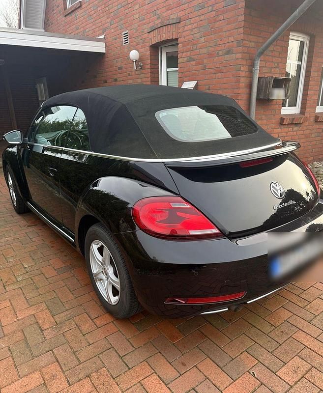 Gebraucht VW Beetle Sound 105 PS (77 kW) 2017 Schwarz Kleinwagen