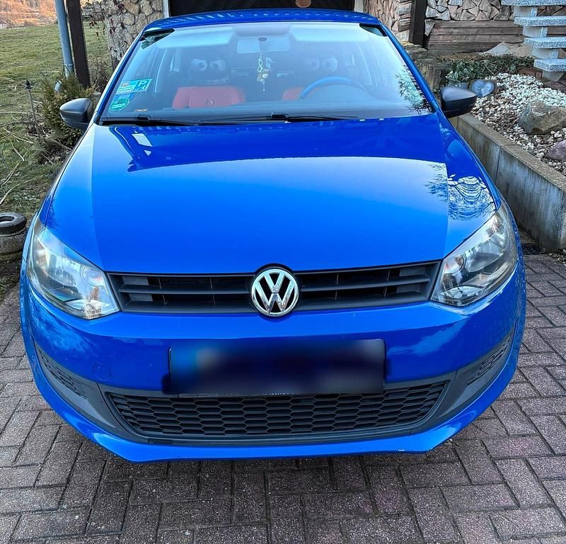 Gebraucht VW Polo 60 PS (44 kW) 2012 Blau Kleinwagen