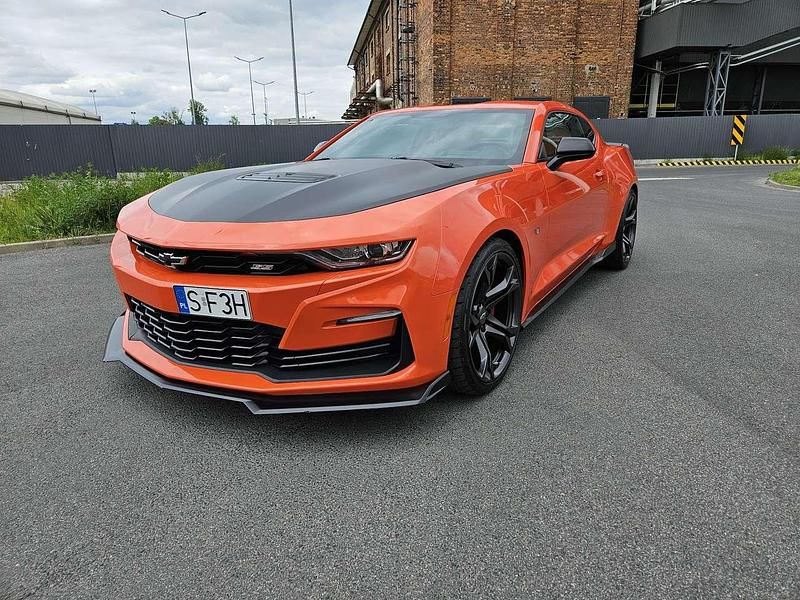 Gebraucht 2021 Chevrolet Camaro Coupé | 49.000 € (Etwas zu teuer) - Bild 1/4