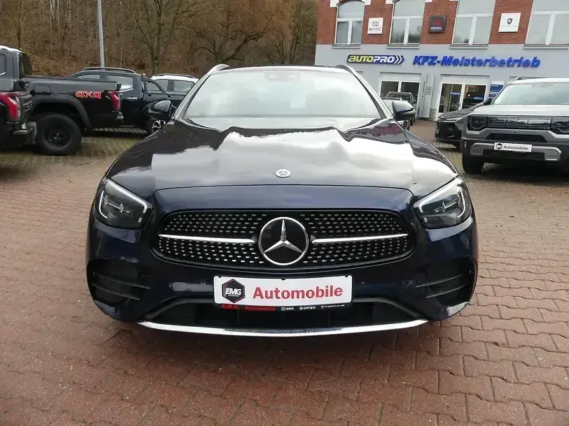 Occasion Mercedes E300 AMG 194 ch (142 kW) 2022 Bleue Berline