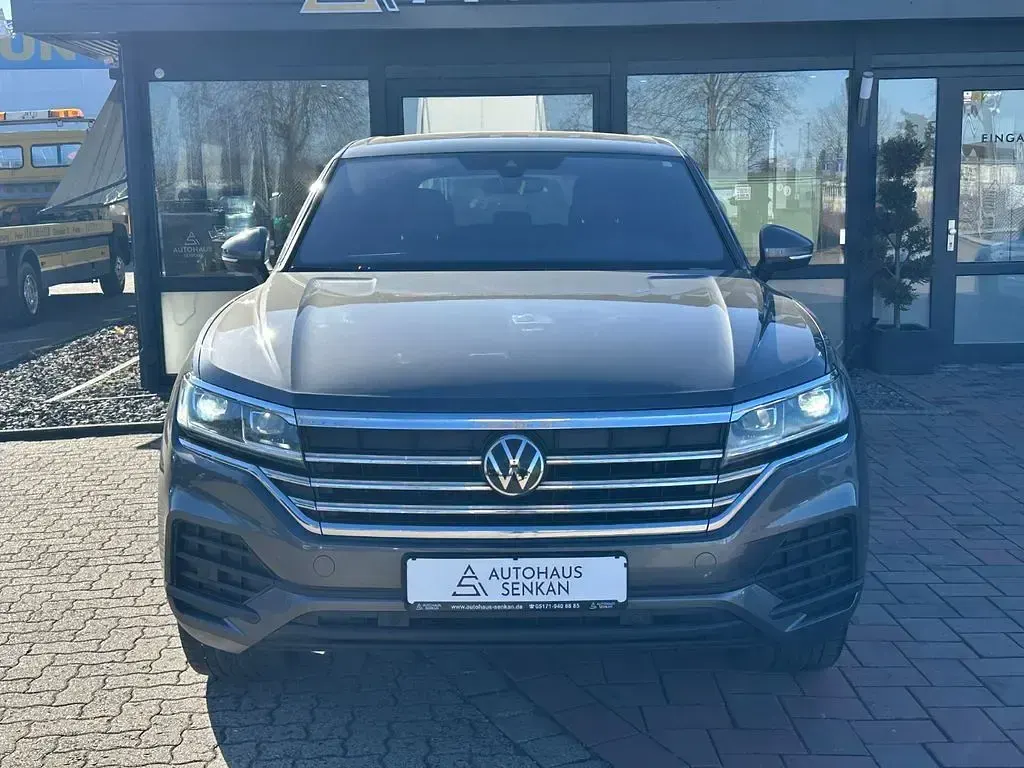 Gebraucht VW Touareg R 286 PS (210 kW) 2022 Grau SUV