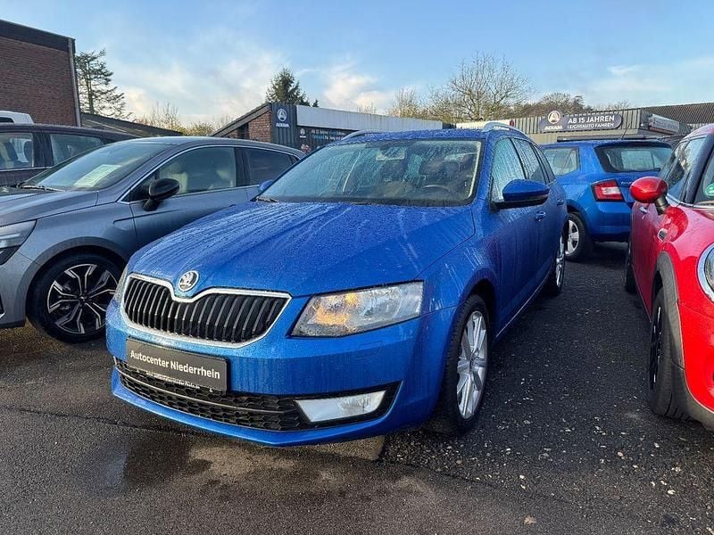 Gebraucht Skoda Octavia Style 150 PS (110 kW) 2016 Blau Kombi