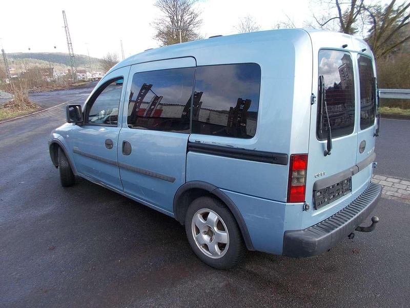 Gebraucht Opel Combo 75 PS (55 kW) 2004 Blau Van / Kleinbus