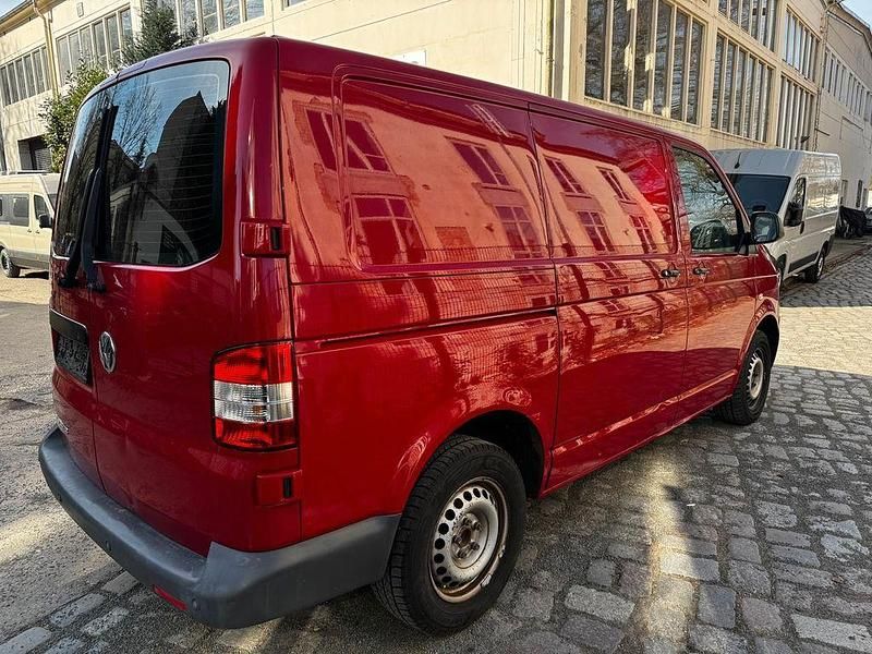 Gebraucht VW Transporter 116 PS (85 kW) 2012 Rot Van