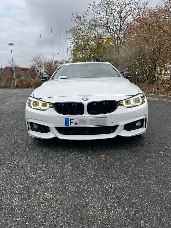 Weiß Gebraucht 2018 BMW 430 Gran Coupé M Sport Coupé | 22.999 € (Fairer Preis) - Bild 1/4
