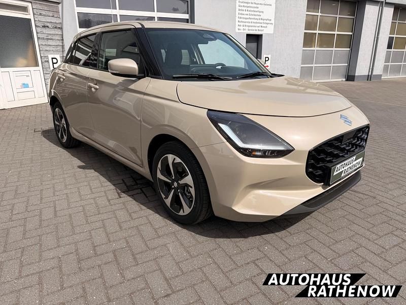 Neu Suzuki Swift Comfort+ 83 PS (61 kW) 2026 Caravan ivory pearl Kleinwagen