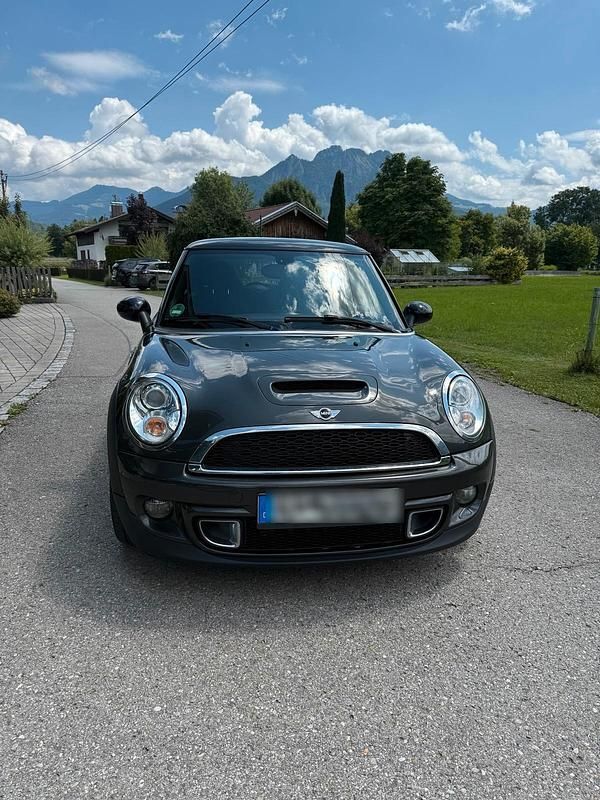 Grau Gebraucht 2013 Mini Cooper SD Kleinwagen | 7.000 € (Guter Preis) - Bild 1/4