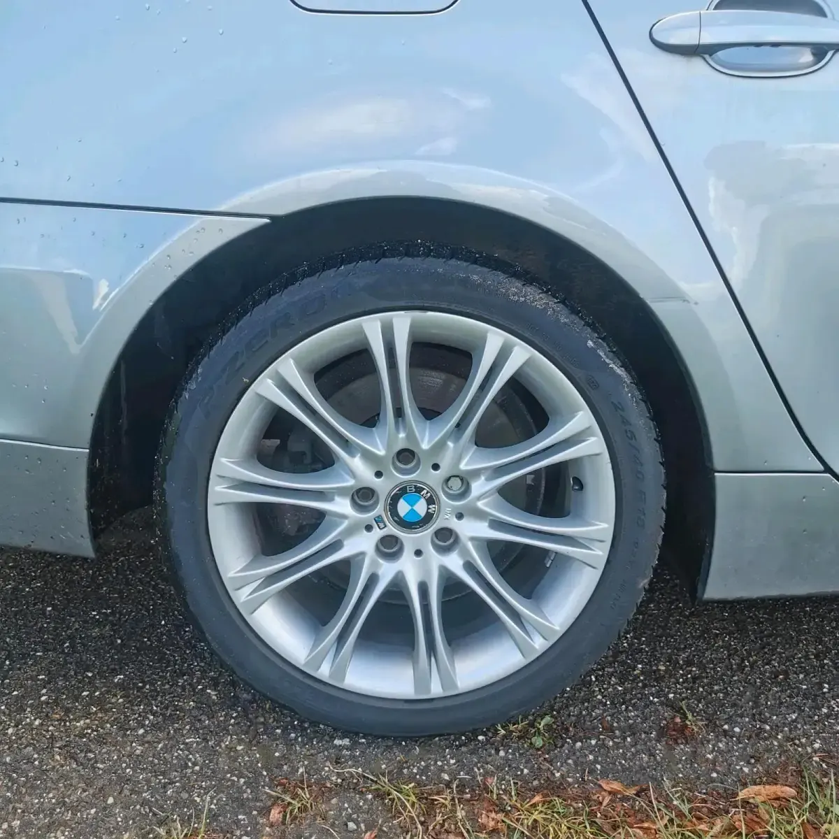 Gebraucht BMW 530 258 PS (189 kW) 2006 Grau Kombi