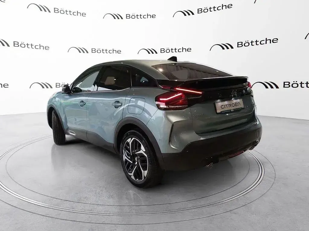 Gebraucht Citroën C4 Shine 131 PS (96 kW) 2023 Lackierung olbia blau/typ aussenverkleidung metalliclackierung SUV